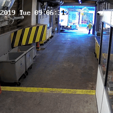 £400k fine after banksman crushed by a shovel loader on large waste and recycling site Image