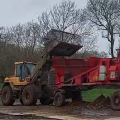 £400k fine after banksman crushed by a shovel loader on large waste and recycling site Image