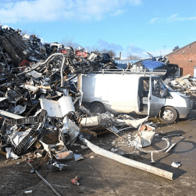 £400k fine after banksman crushed by a shovel loader on large waste and recycling site Image